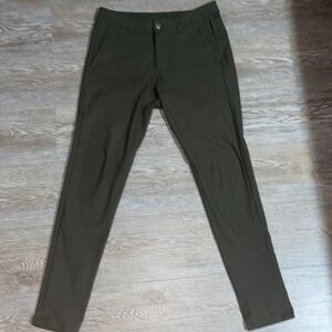 Lululemon olive ABC pants slim fit